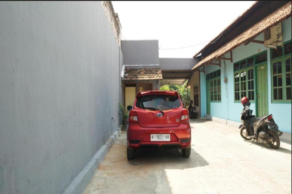 Spot On 93611 Kost Pak Suyatno Syariah 2 Hotel Ponorogo Ngoại thất bức ảnh